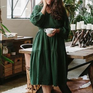 Suunday Sara Dress in Kombu